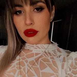 Meet your Posher, Alejandra g